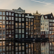 Amsterdam viaggio sola Mai na gioia is the new Black
